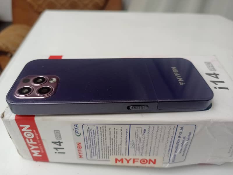 My Phone (i14 Pro Design) – Best for Calls & Memory Card Use 1