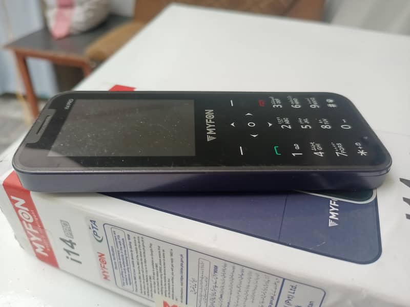 My Phone (i14 Pro Design) – Best for Calls & Memory Card Use 2