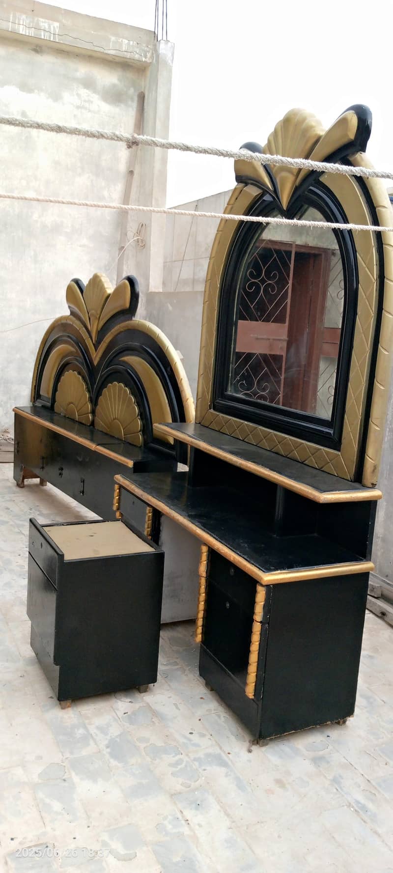 Double bed and Dressing table . 1