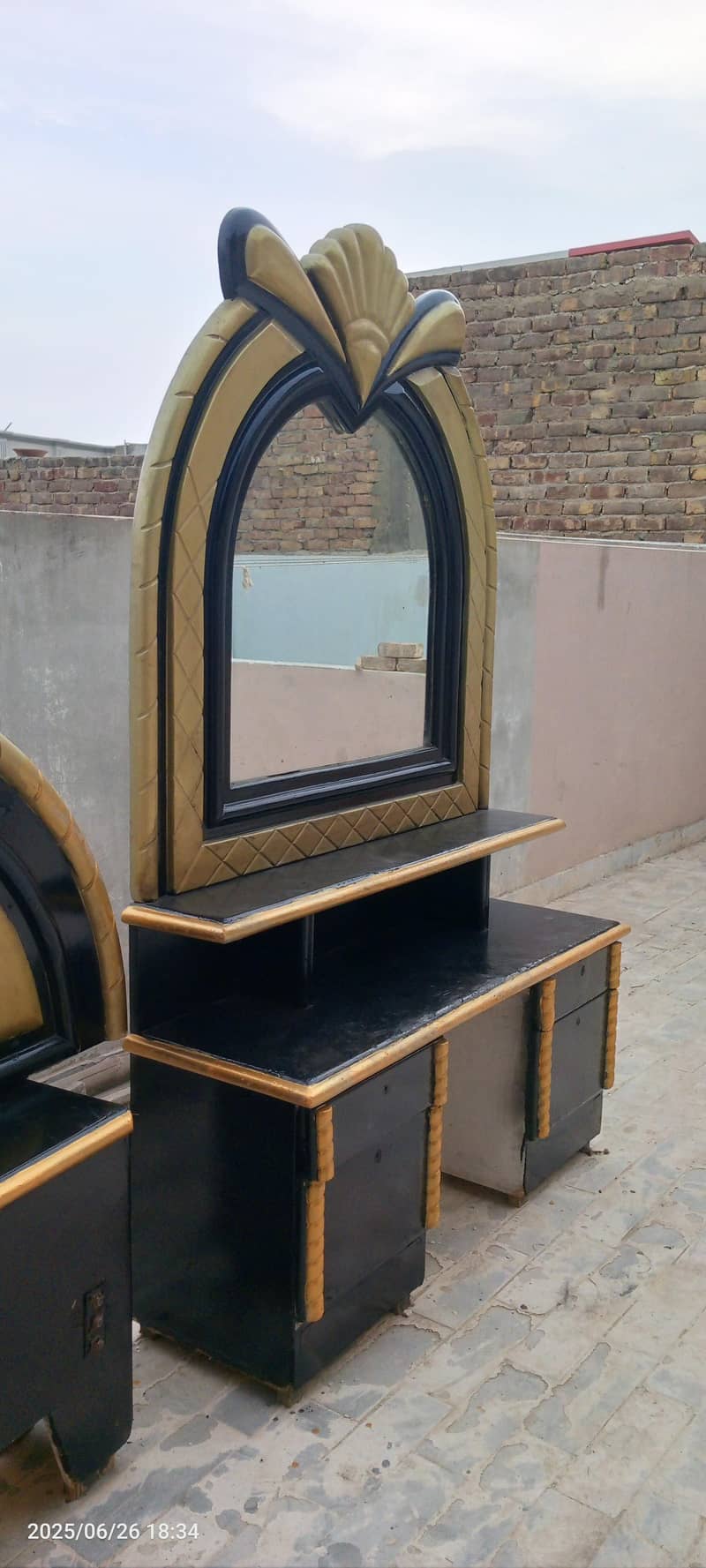 Double bed and Dressing table . 3