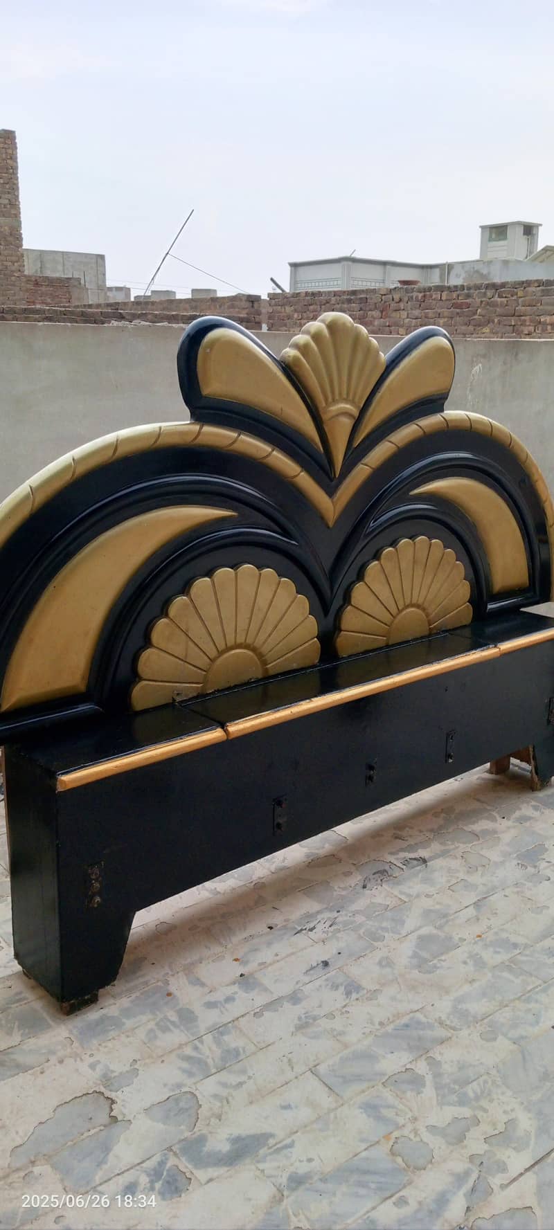 Double bed and Dressing table . 6