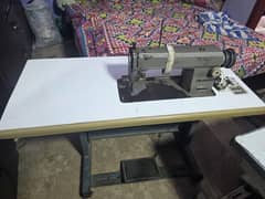 Juki 555 good condition with surbo  motor