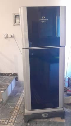 Decent hi cool fridge