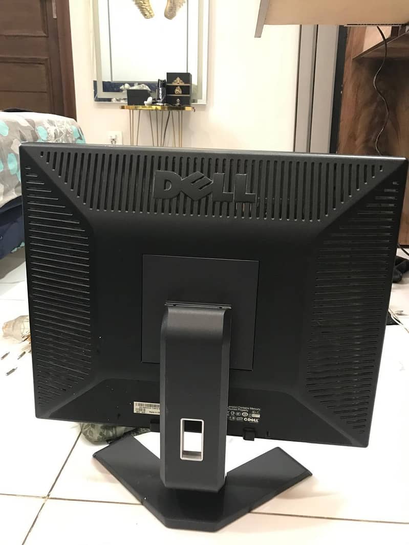 Full gaming PC setup with GTX 750ti . just plug and play 7