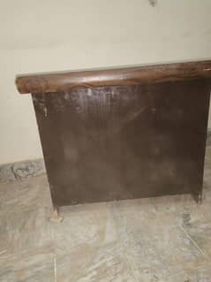 FRESH TABLE