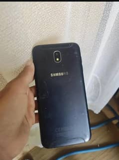 j7
