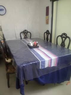 dinning table for sale in bahria town Lahore