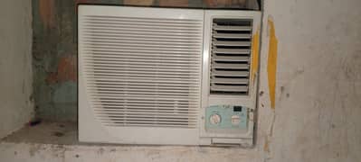 window AC 0.75 ton