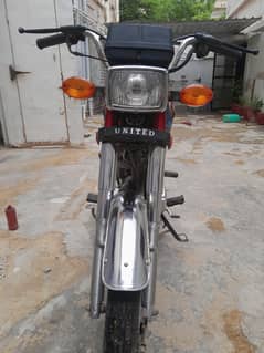 United 125