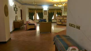 three bed dd first floor portion for rent in johar
