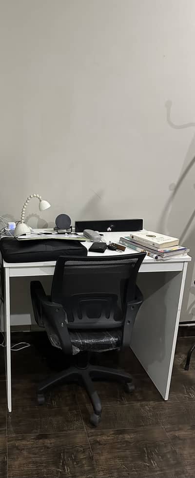 2 book shelves + study table + chair