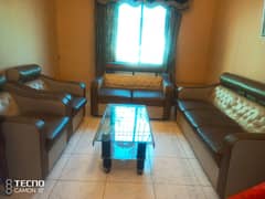 9/10 condition 7 seater sofa set