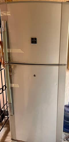 DAWLANCE FRIDGE FOR SALE