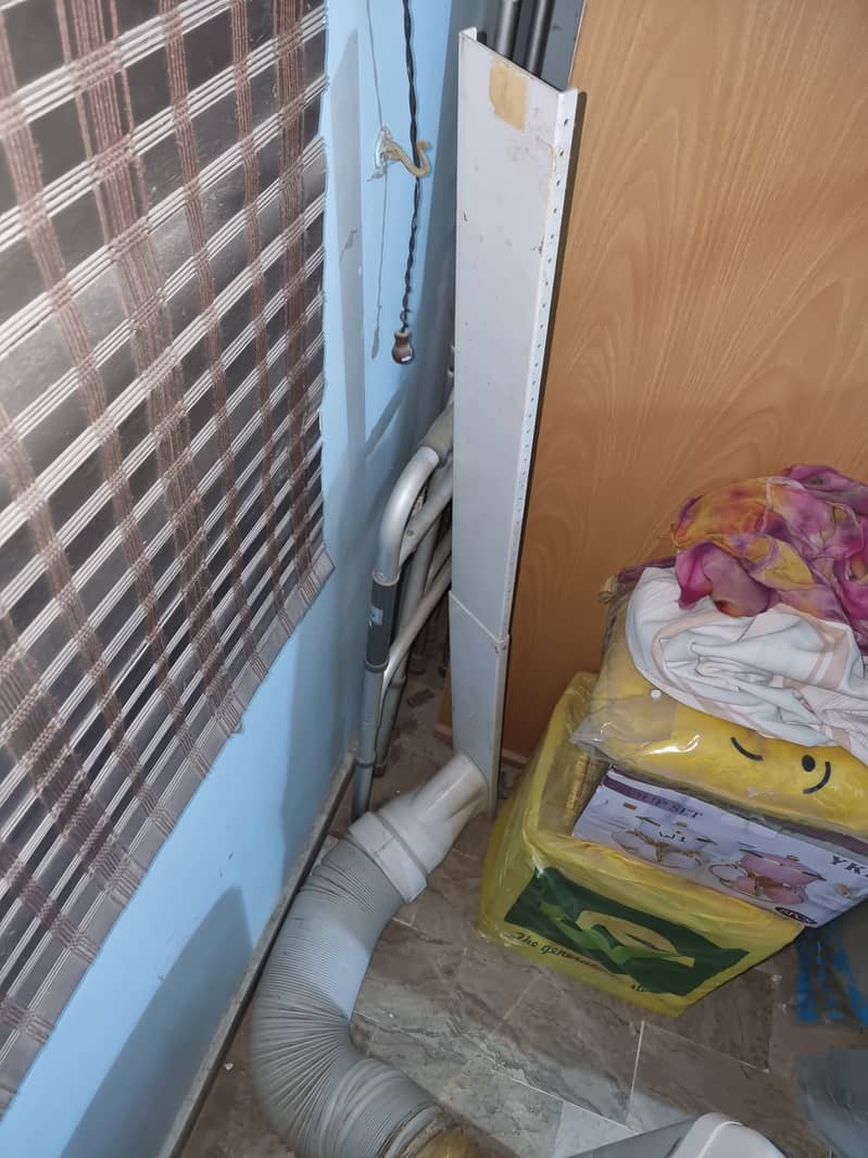 TCL portable AC used like new condition 3