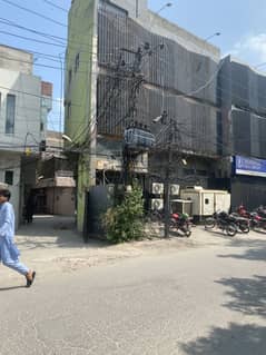 10 marla house on main canal park canal bank road gulberg 2