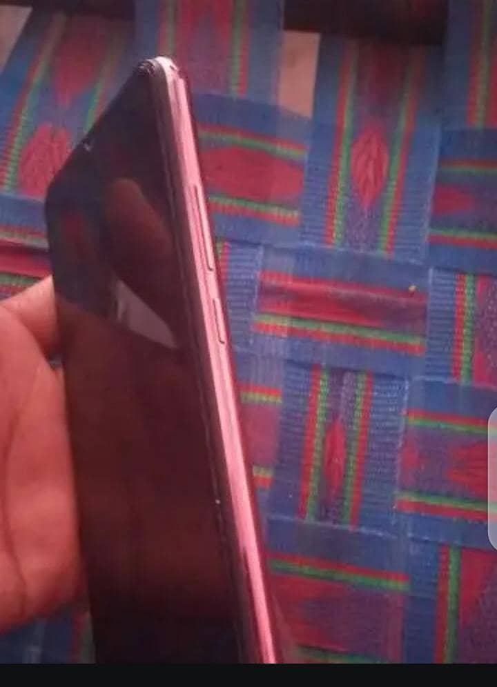Looking as new mobile phone open box beautiful condition with box 3