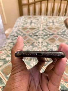 I phone XS Non pta 64 gb factory unlock