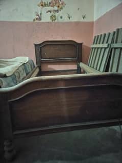 Single bed for sale