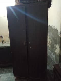 wood almari