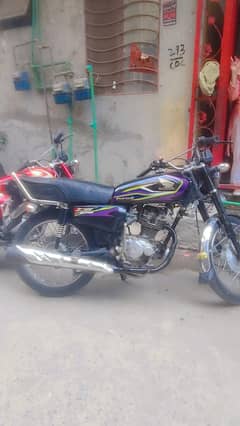 Honda CG 125 - Model 2016 - Contact +923108141177