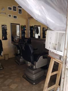 window AC bohat behtreen cooling All okay price 40k 03246887251