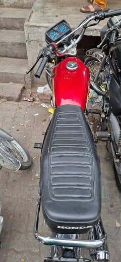 HONDA CG 125 GOOD CONDITION SINGLE HAND USED FOR SALE