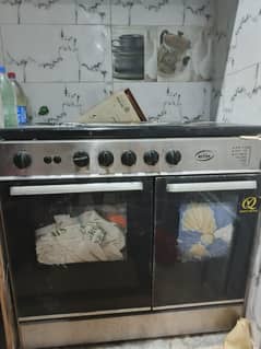 OVEN FOR SALE WITH 5 BURNERS GOOD CONDITION