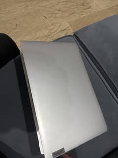 Lenovo ideapad 1