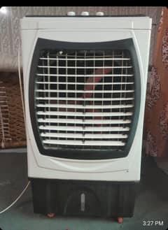 AC/ DC room cooler