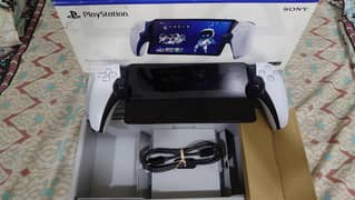 Sony Playstation Portal - White - 10/10 condition - Slightly Used