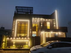1 KANAL BRAND NEW DESIGNER HOUSE WITH DOUBLE HIGHT LOBBY