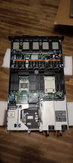 Dell PowerEdge R630 | Dual Xeon | 32GB RAM | 4×1TB SAS | Ideal for Vir