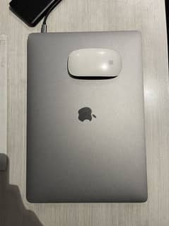 Macbook
