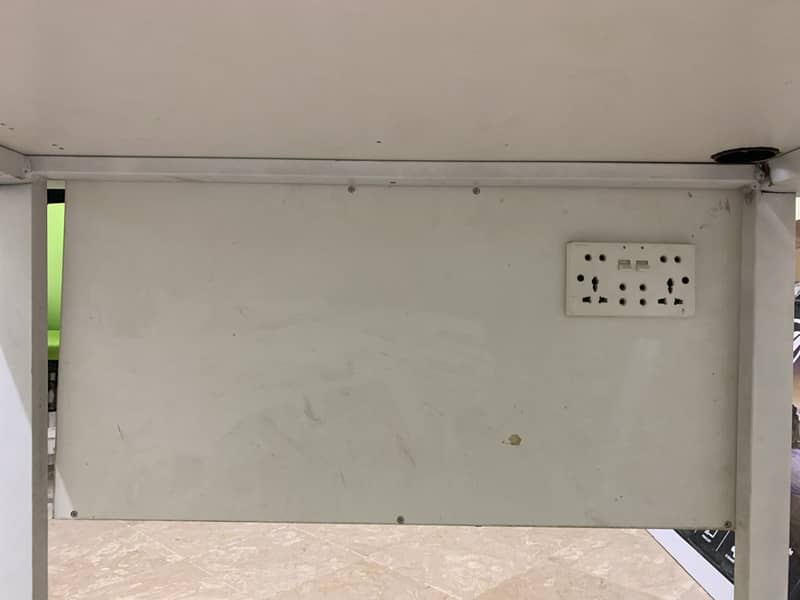 Office Tables – 12x Side Table, 10x Double-Sided | Good Condition 3