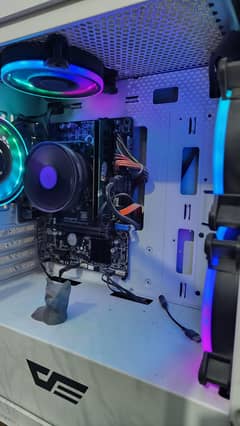 Core i5 6th Gen + B150 Gigabyte Mobo