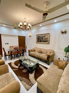 3 BED DD FLAT FOR SALE NEW RENOVATED GULISTAN-E-JAUHAR BLOCK 10