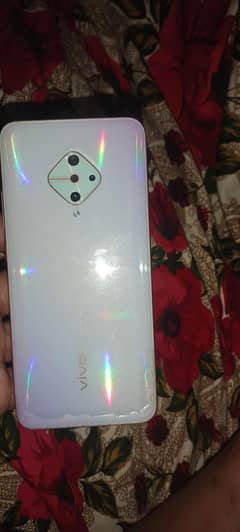 m selling my mobile i need money