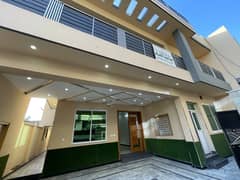 12 Marla house for sale in allomz town near shame road Peshawar