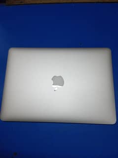 For sale apple macbook air A1466 core i5 ram 8gb rom 128