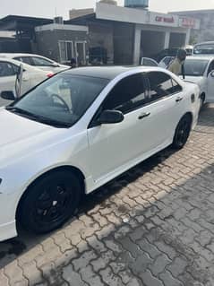 Honda Accord CL9 2400cc