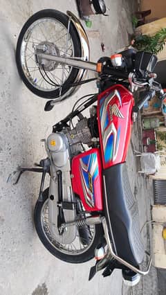 Honda 125 Model 2022 swabi Registered 1 hand use Home use k liye best