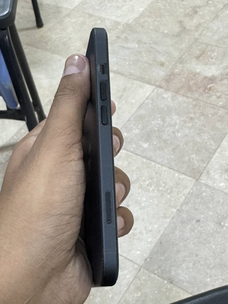 iphone 15 non-pta with sim time 4