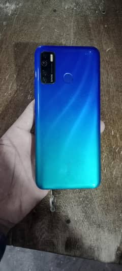 Tecno Spark 5pro 64gb 4gb full ok phone Box