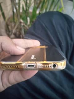 mobile bilkul saf h