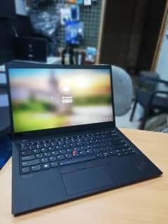 Lenovo Thinkpad X1 Carbon Corei7 8th Gen Laptop with Touch Screen A+