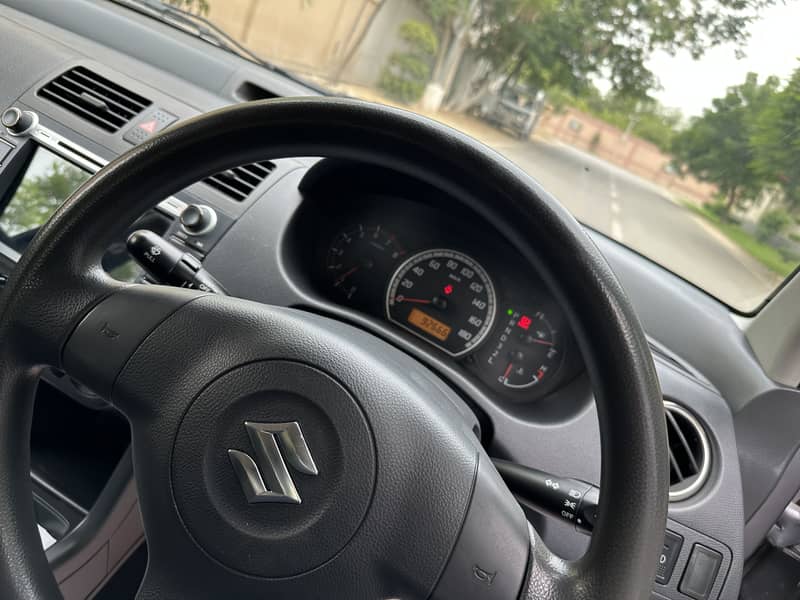 Suzuki Swift 2017 Automatic Navigation first hand 1