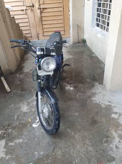 SUZUKI GS 150