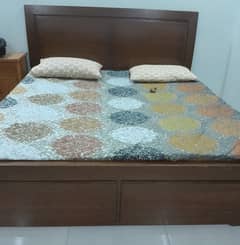 Bed and Almari for sale