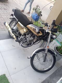 125 gold edition 2025
