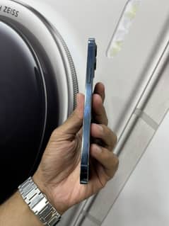 12 Pro Max 256 HK